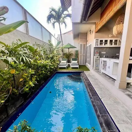 Paradise Found Seminyak Villa 250M From The Beach