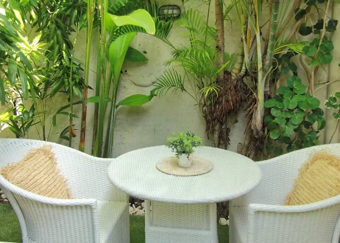 Villa Frangipani - 2br Pool Walk To Seminyak (Bali)